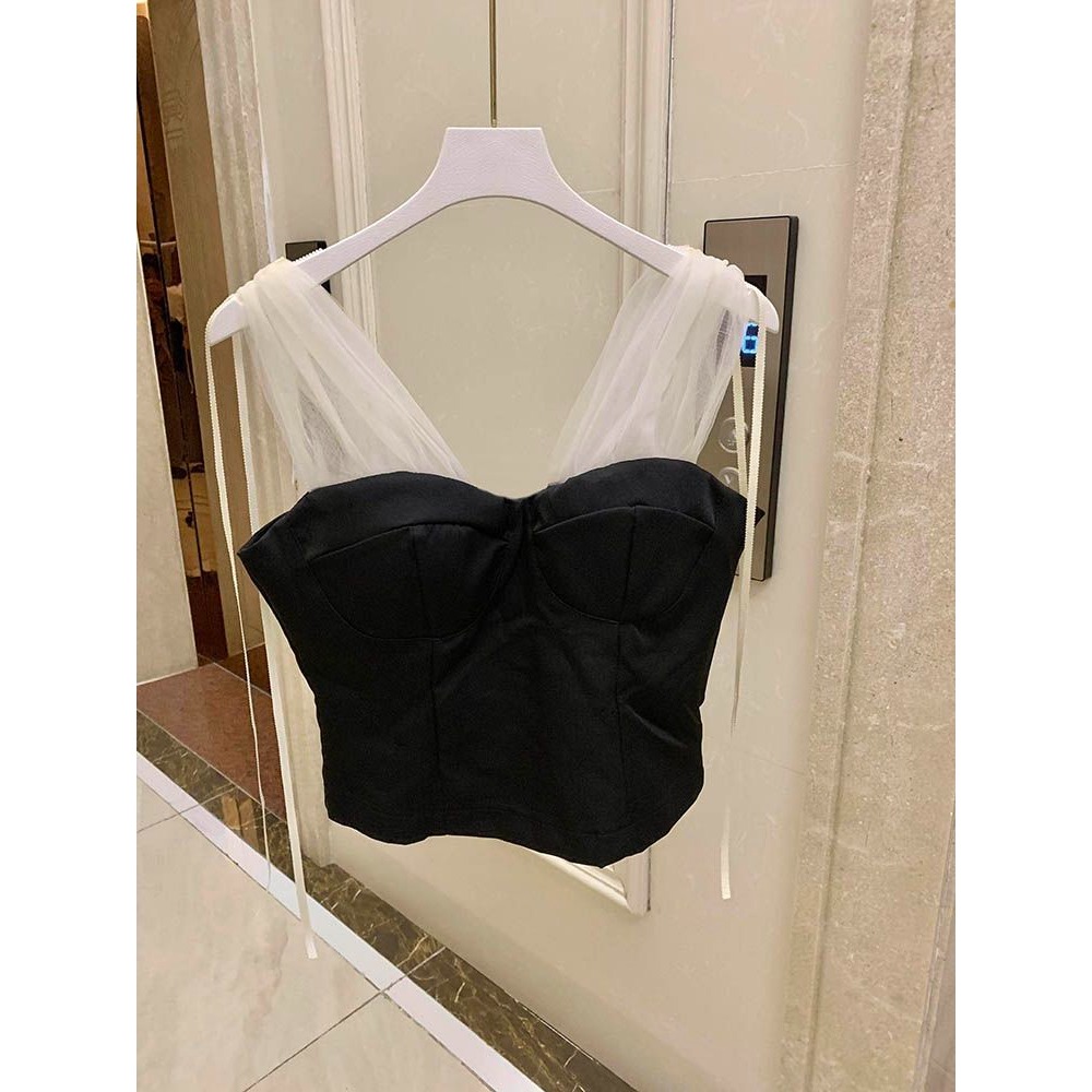 許我耀眼同款黑色網紗拼接抹胸上衣-細節圖3