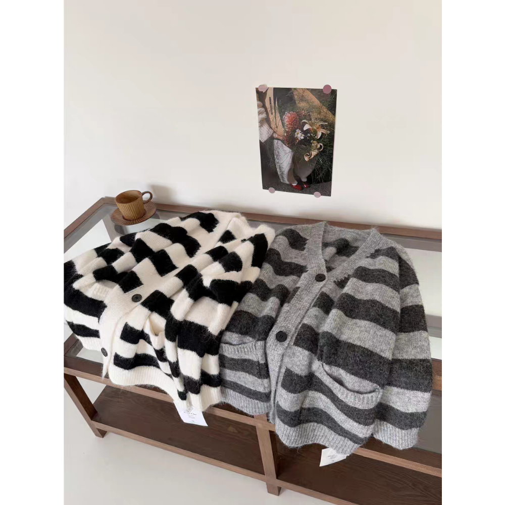 韓系慵懶風V領條紋針織開襟外套-細節圖3