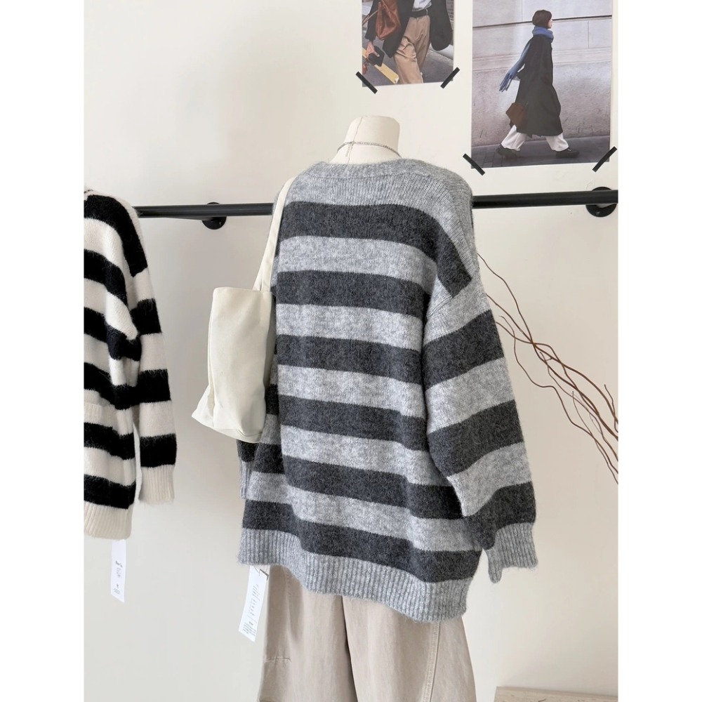 韓系慵懶風V領條紋針織開襟外套-細節圖9