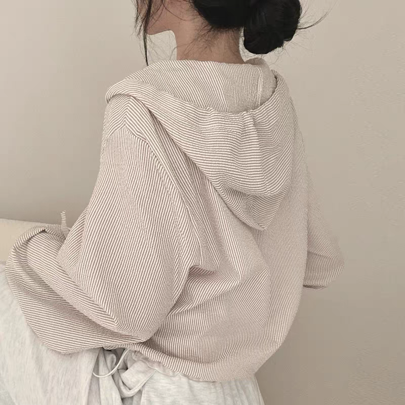 韓版溫柔淡調條紋寬鬆連帽襯衫外套-細節圖3