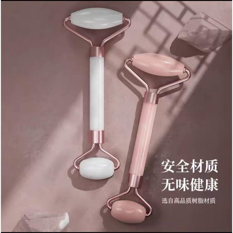 [EGO 最優惠]  台灣🇹🇼現貨 滾輪按摩器 心型刮痧板 盒裝 套裝 非玉石 臉部滾輪按摩器 面部美容 刮臉 雙頭按摩-細節圖2