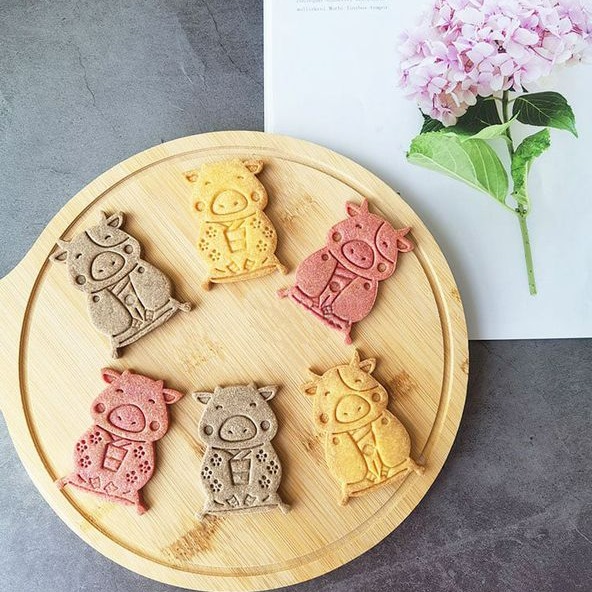 ▪2件組▪小牛翻糖彈簧壓模/訂製款3D造型餅乾壓印模具/牛年糖花工具/翻糖塑料模具套裝-細節圖4