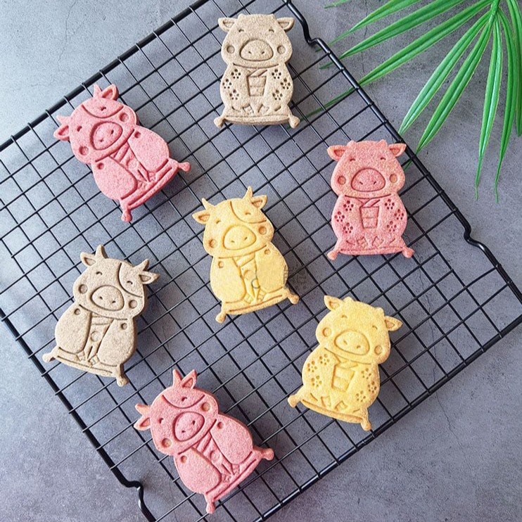 ▪2件組▪小牛翻糖彈簧壓模/訂製款3D造型餅乾壓印模具/牛年糖花工具/翻糖塑料模具套裝-細節圖5