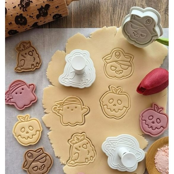 ◎4件組◎日本CA超萌卡通萬聖節餅乾模具/按壓式餅乾模具套裝/海盜船長小骷髏彈簧按壓餅乾模/3D造型塑料餅乾壓印切模-細節圖2