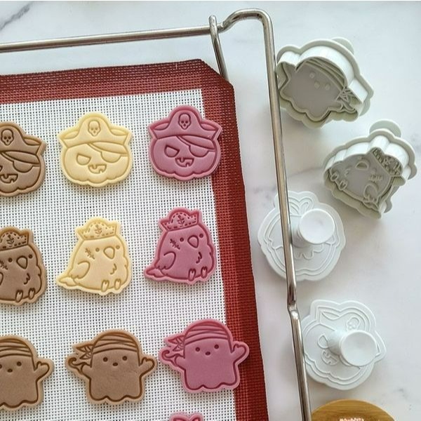 ◎4件組◎日本CA超萌卡通萬聖節餅乾模具/按壓式餅乾模具套裝/海盜船長小骷髏彈簧按壓餅乾模/3D造型塑料餅乾壓印切模-細節圖3