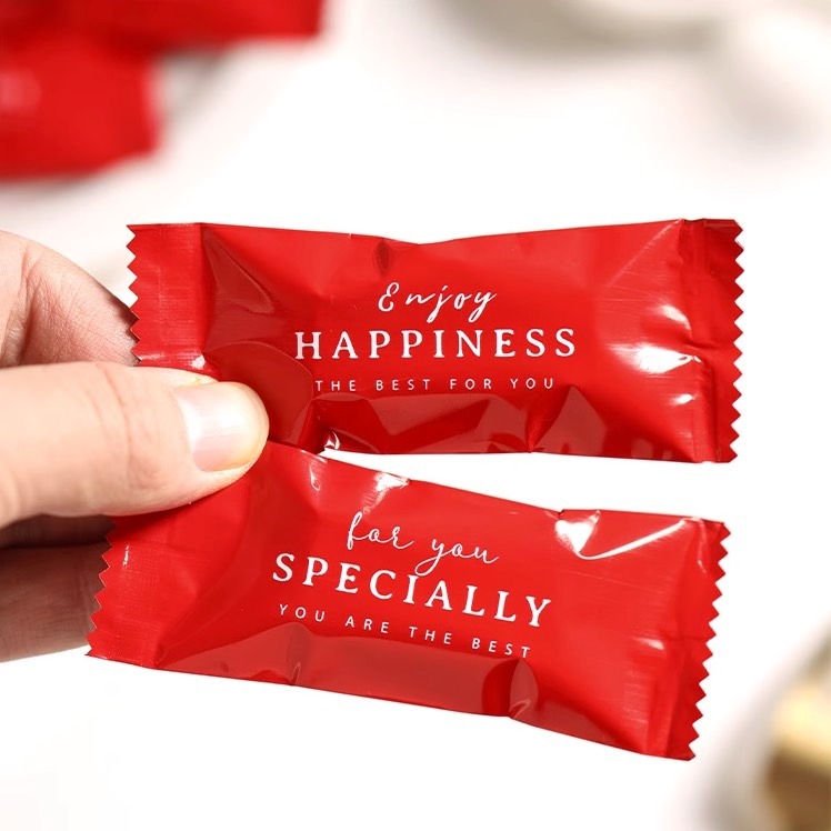 ▪3.5x9cm▪紅色英文鋁箔牛軋糖包裝袋(約100只裝)/奶糖糖果太妃糖烘焙機封袋/新年紅色糖果袋-細節圖3