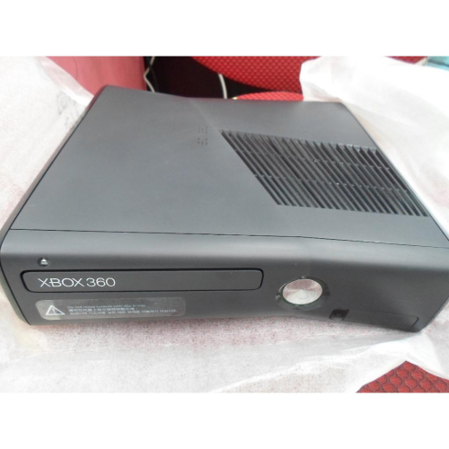 Xbox360主機250GB僅售單機無任何配件