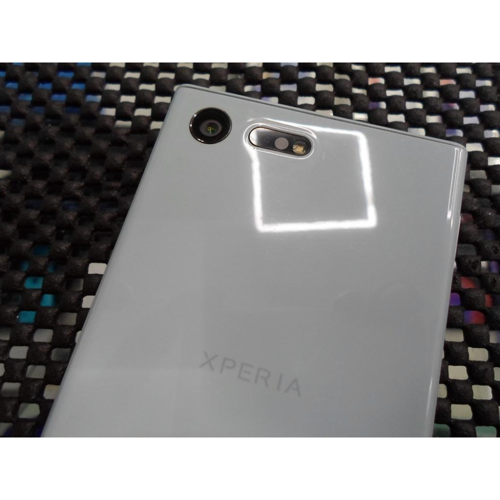 Sony Xperia X Compact-細節圖5