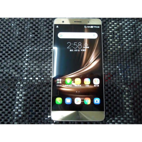 ASUS ZenFone 3 Deluxe ZS570KL 64GB