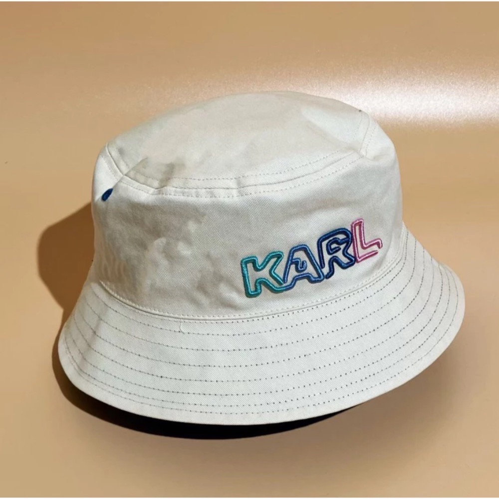 Karl 經典刺繡Logo 黑白雙面漁夫帽-細節圖2