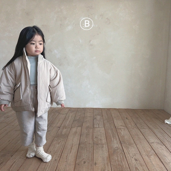 𝗣𝗲𝗻𝗻𝘆 𝗦𝘁𝘂𝗱𝗶𝗼韓國童裝🇰🇷正韓率性立領親子外套✔預購 ✈ 兒童外套 女生男生外套-細節圖2