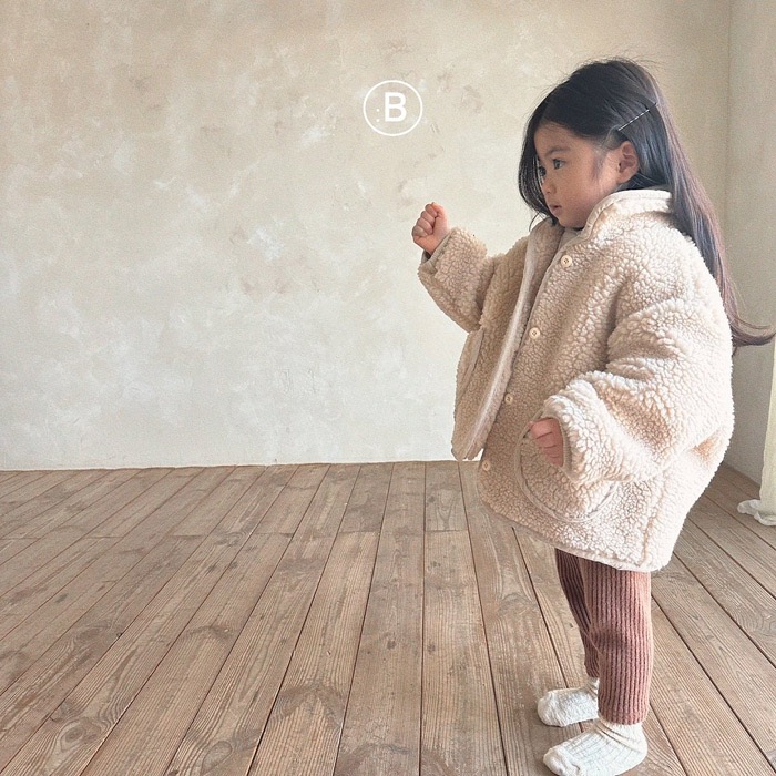 𝗣𝗲𝗻𝗻𝘆 𝗦𝘁𝘂𝗱𝗶𝗼韓國童裝🇰🇷正韓溫暖羊絨親子外套✔預購 ✈ 兒童外套 女生外套 親子裝-細節圖6