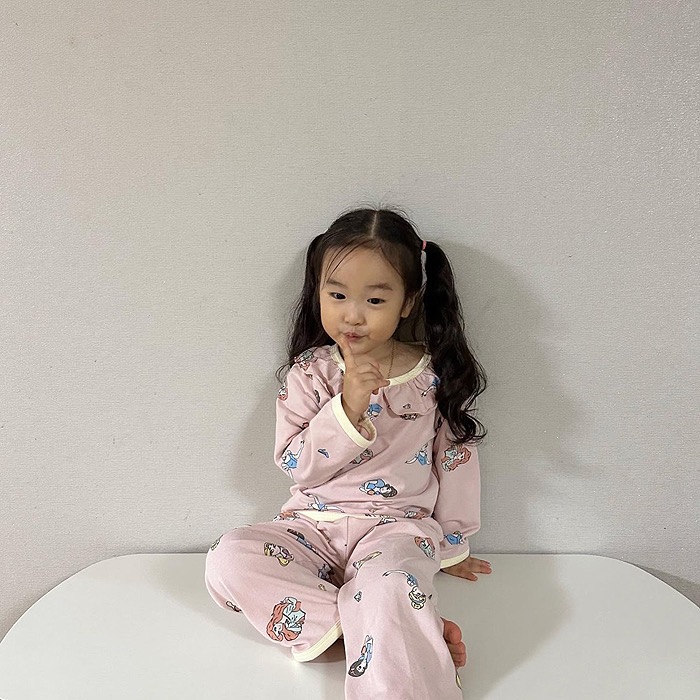 𝗣𝗲𝗻𝗻𝘆 𝗦𝘁𝘂𝗱𝗶𝗼韓國童裝🇰🇷正韓迪士尼公主親子居家服 ✈ 預購 睡衣 親子裝 套裝-細節圖4