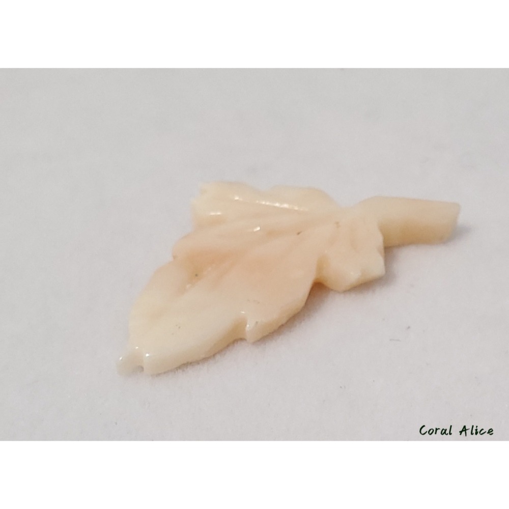 🌟Coral珊寶手作-天然深水珊瑚手工雕刻葉型(無孔) 30.9mm CO2P1-846-細節圖5