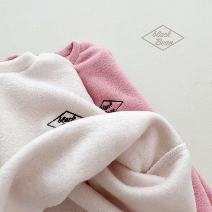 【兩件免運】韓國🇰🇷童裝 Black bean LOGO內刷毛上衣 兒童上衣 兒童 保暖 睡衣 韓國代購-細節圖5