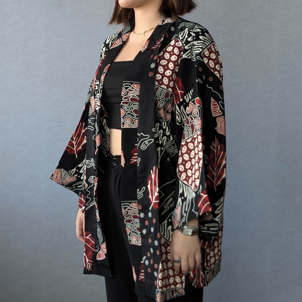 NAKURA 輕薄涼爽和服罩衫 - Black Red 黑紅 - NAK005-細節圖2