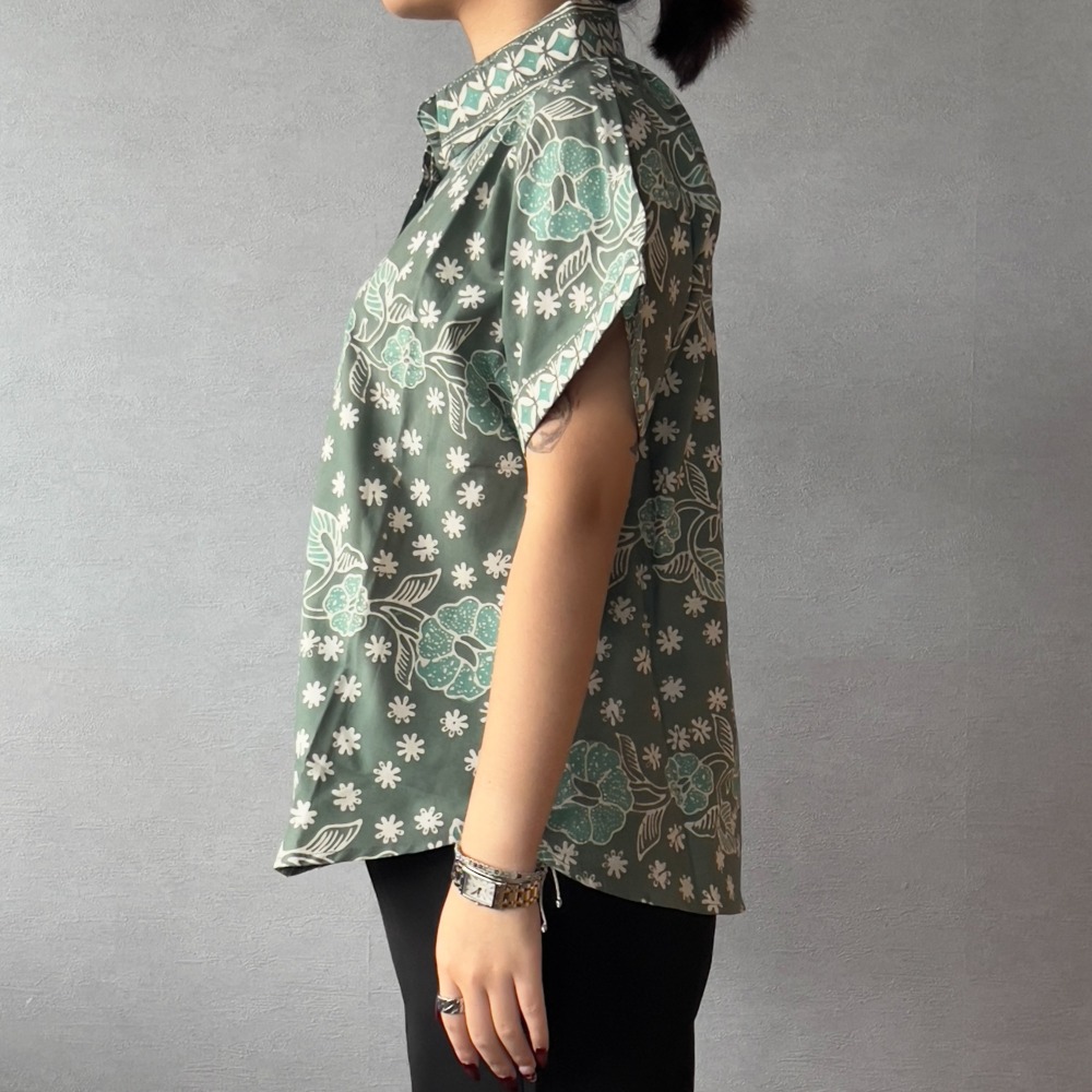 【INBATIC】MIRA - Matcha Matte 抹茶 - Batik Shirt 上衣-細節圖3