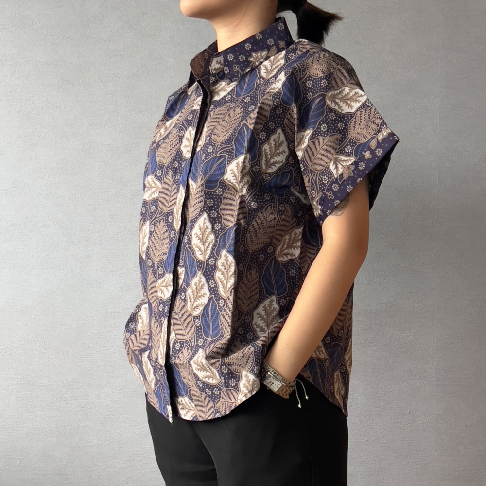 【INBATIC】MIRA - Blue Leaves 藍葉 - Batik Shirt 上衣-細節圖2