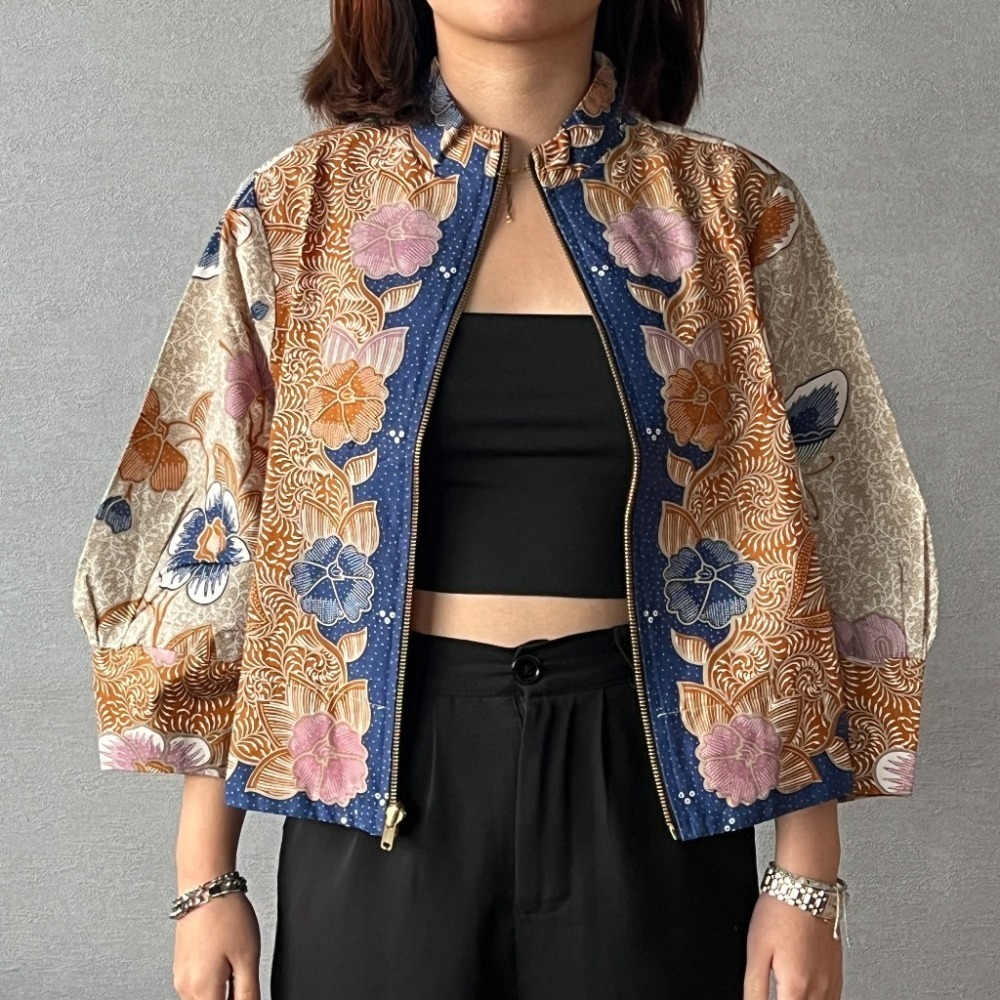 【INBATIC】YURA - BATIK OUTER 知性泡泡袖短外套 - Golden Blue 金藍-細節圖2