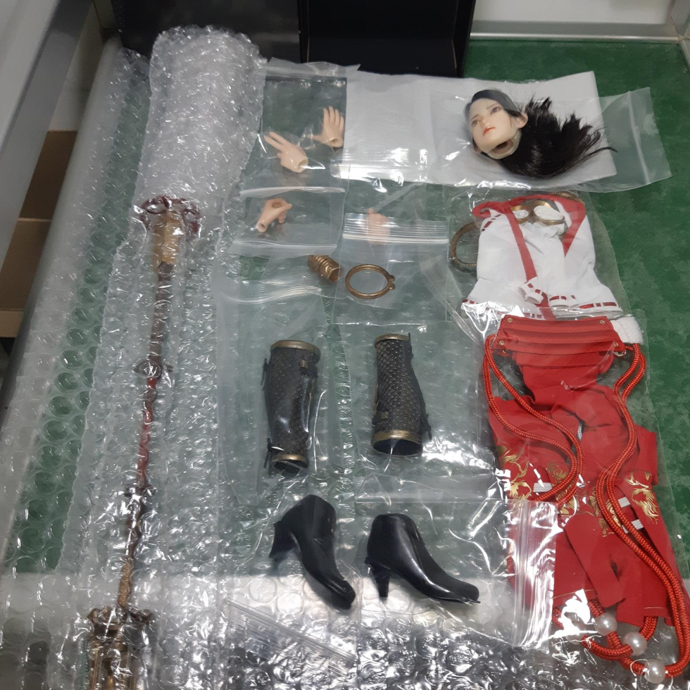 拆檢 SUPER DUCK set075 龍之巫女 1/6 配件包 +S10D 1/6 包膠素體-細節圖3