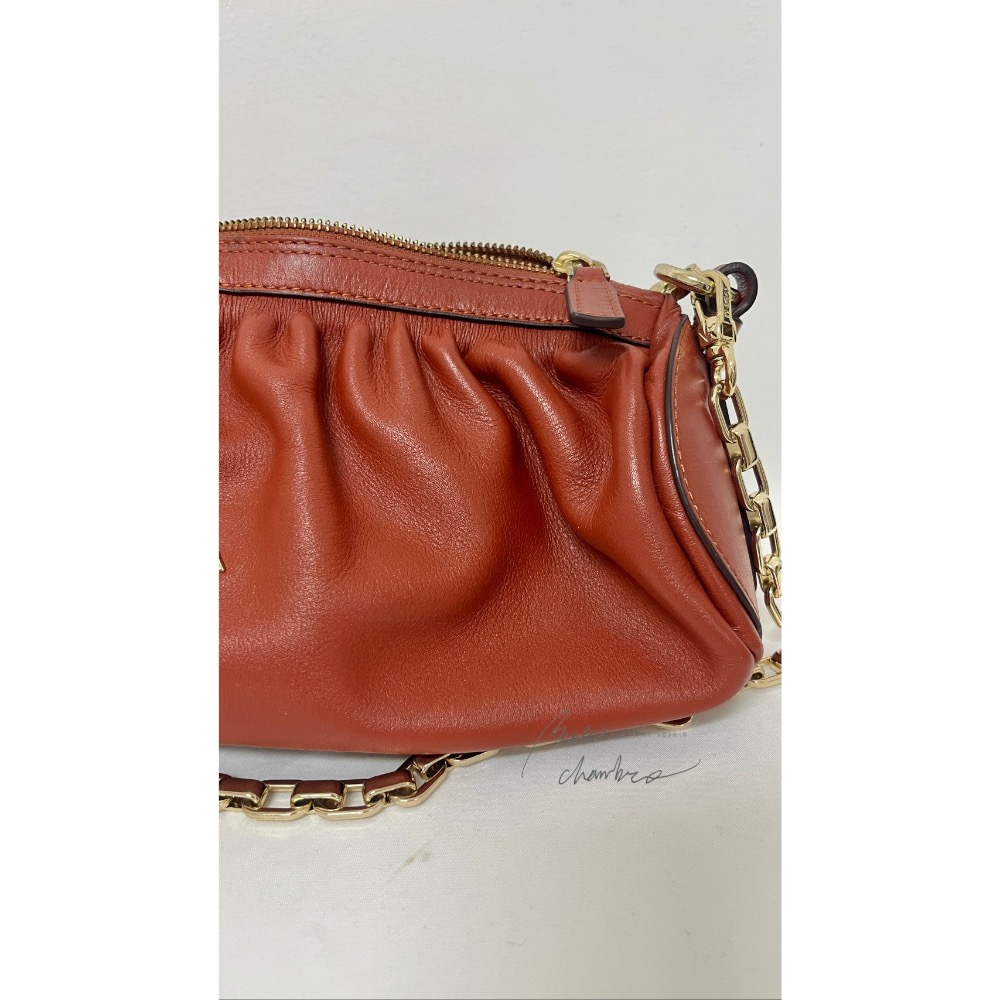 免運實拍 MANU Atelier 土耳其箭頭包 2WAY 雙背帶 抓皺 雲朵包 鍊條-細節圖6