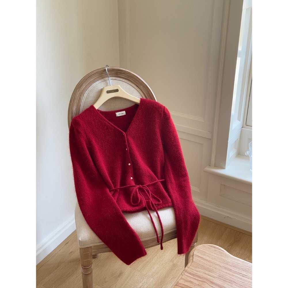 ［台中現貨⚡️］情人節封面氣質綁帶珍珠款！V領顯瘦腰身毛衣（含20%兔毛）-細節圖9