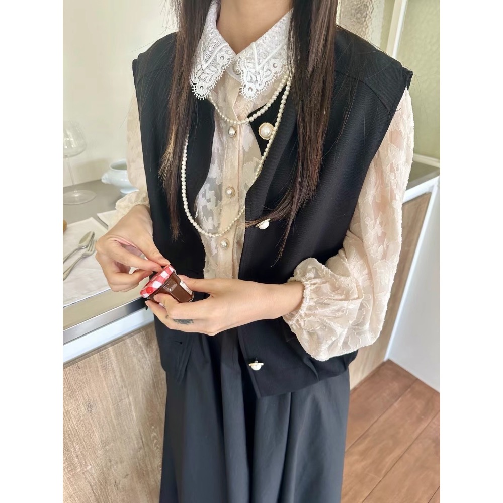 台中現貨⚡️百元正韓🇰🇷空運7折出清 大碼友善 挺版西裝外套背心大珍珠扣 下擺縮口 酒紅現貨 四季貴婦小香風-細節圖10