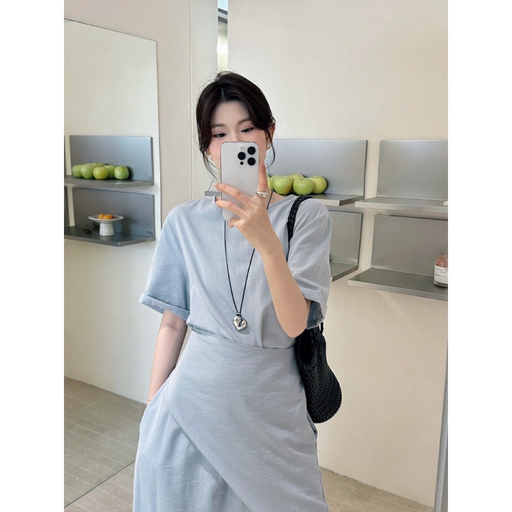 台中現貨⚡️獨家～法式溫柔純色不規則綁帶腰圍鬆緊真口袋收腰顯瘦短袖混棉洋裝連衣裙 淺藍/藏藍 大碼友善-細節圖4