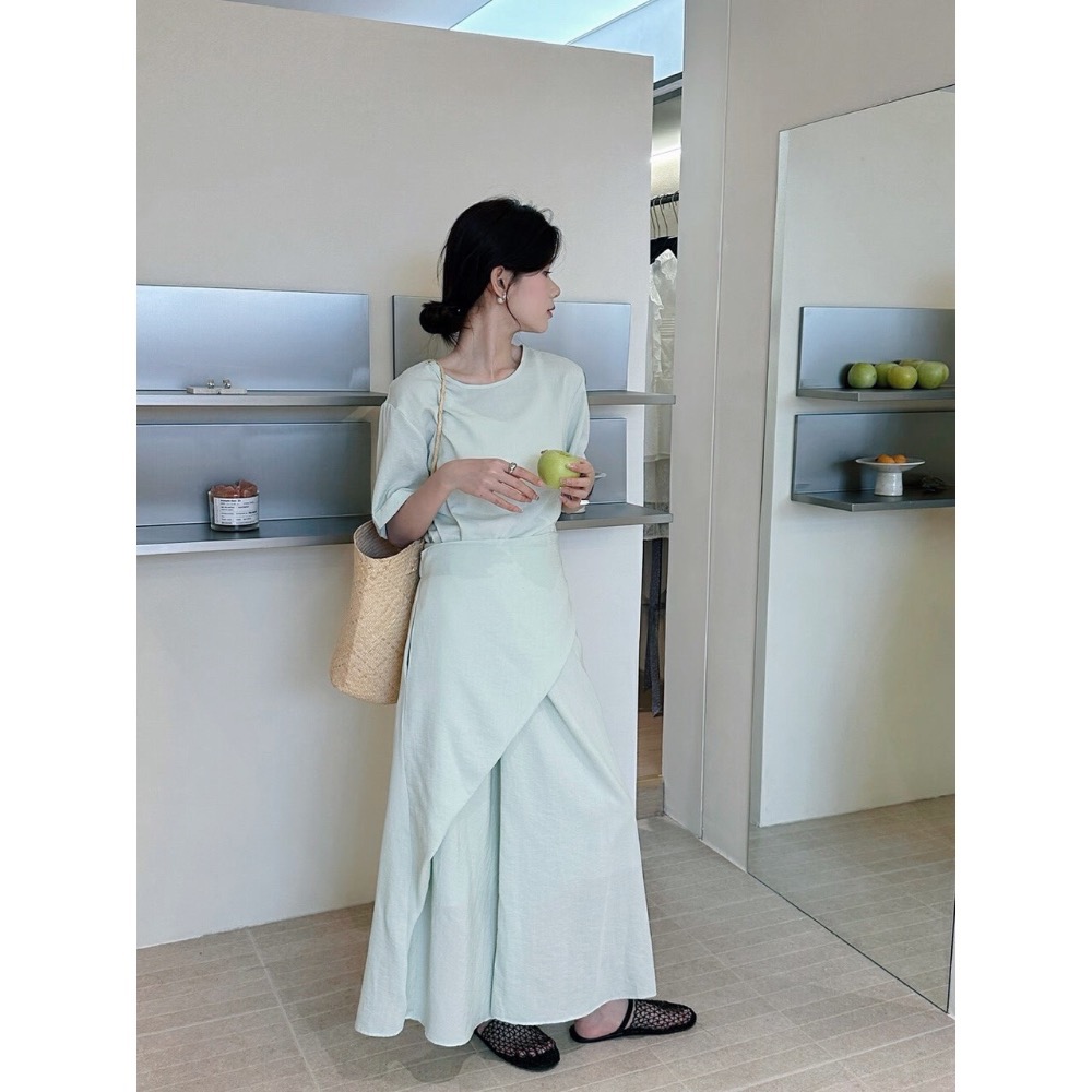 台中現貨⚡️獨家～法式溫柔純色不規則綁帶腰圍鬆緊真口袋收腰顯瘦短袖混棉洋裝連衣裙 淺藍/藏藍 大碼友善-細節圖7