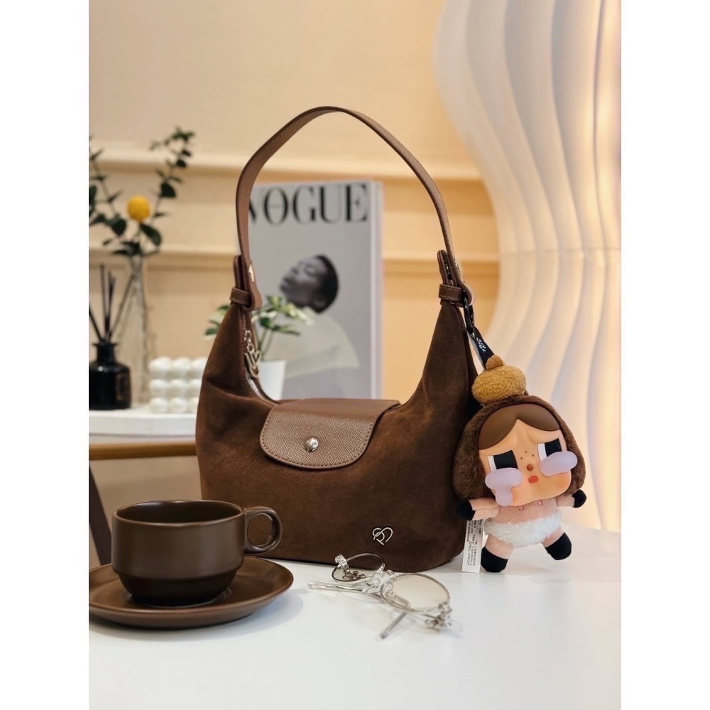 泰國Pony包品牌 小號MoYa 任2顆折100 麂皮材質 掀蓋腋下包 多背法 手提/肩背/斜跨-細節圖6