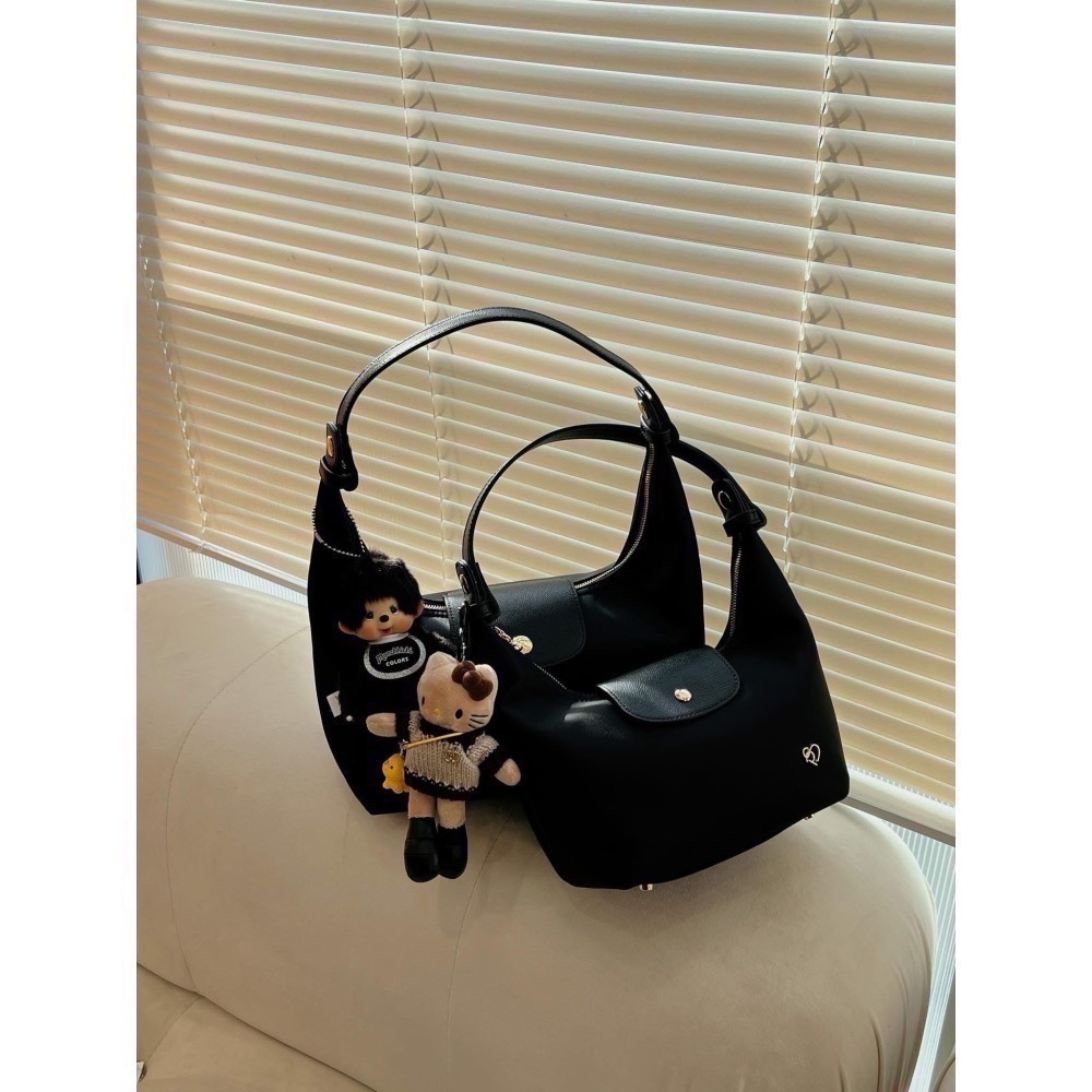 泰國Pony包品牌 大號MoYa 任2顆折100 尼龍材質/金釦 掀蓋腋下包 多背法 手提/肩背/斜跨-細節圖4