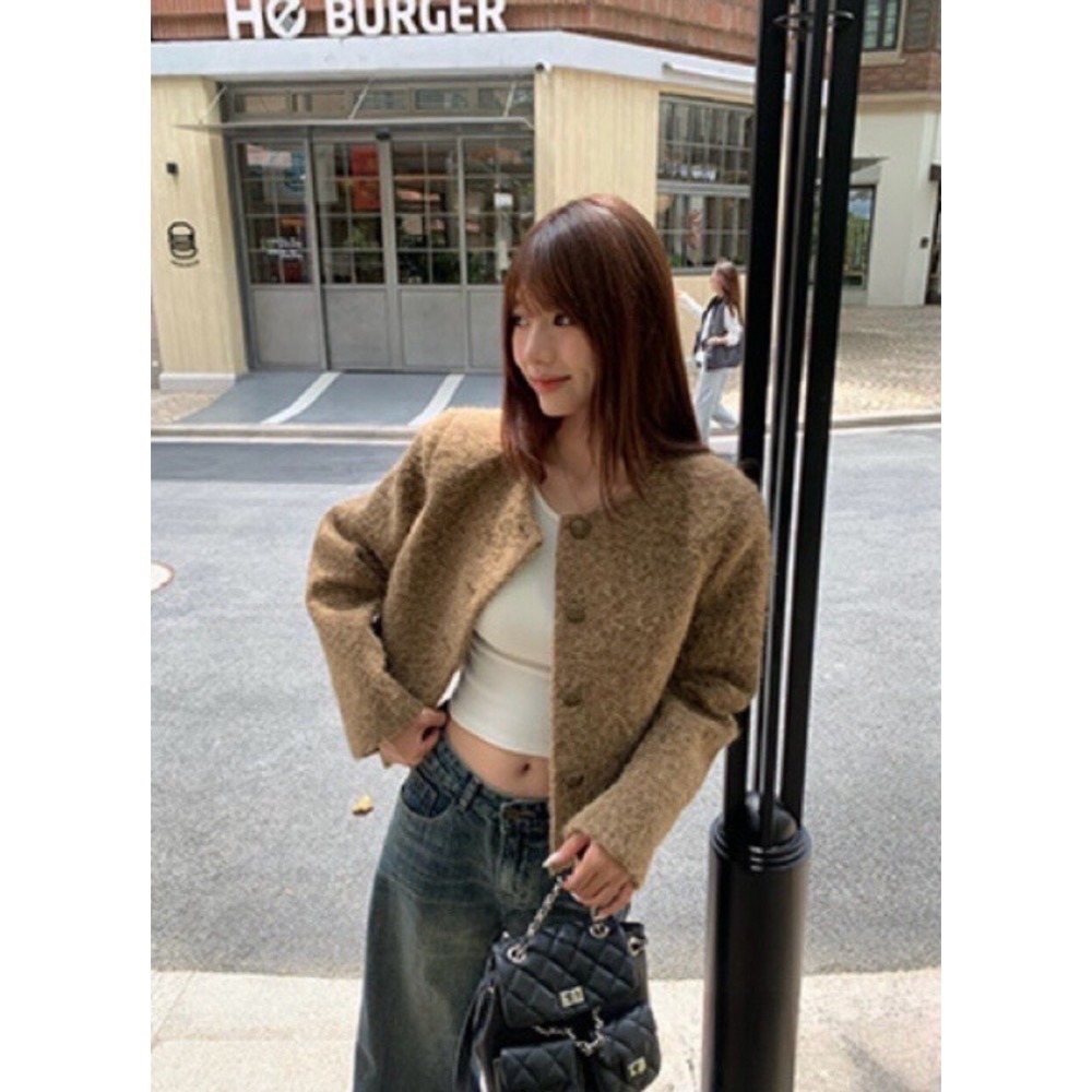 ［台中現貨⚡️］202512小資💘千金小香風～毛呢質感短版外套 $890 4色-細節圖3