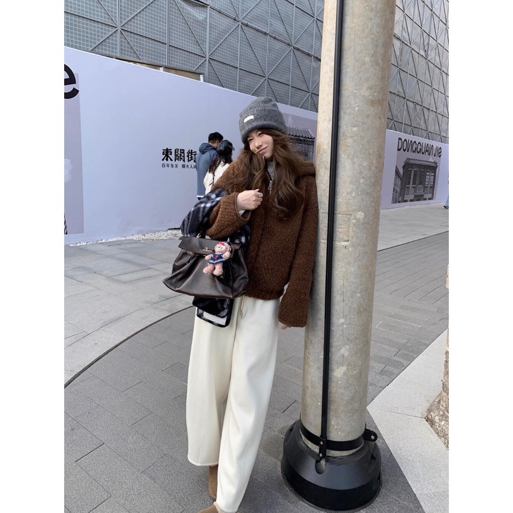 202511小資💘彎刀休閒褲 顯瘦鬆緊腰圍 大屁屁友善 不貼腿貼臀又顯瘦保暖 2色 SML-細節圖11