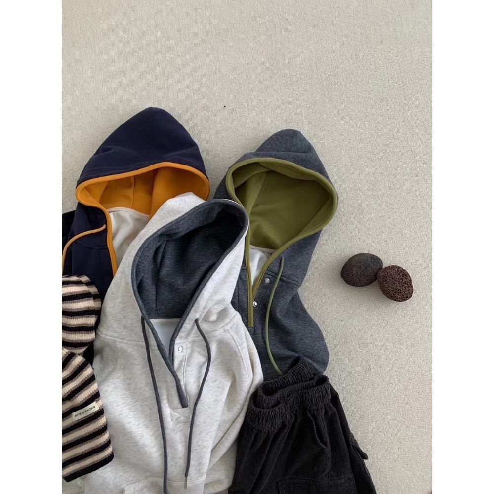 ［台中現貨⚡️］202511小資💘日常溫度～撞色暗扣刷絨帽T 3色-細節圖2