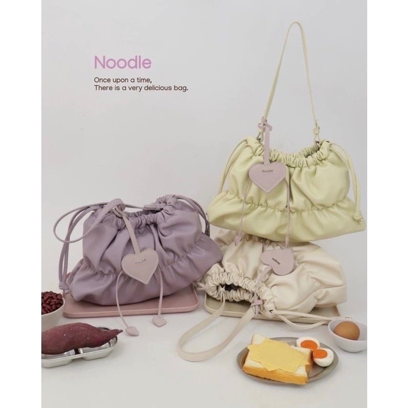 台中現貨 泰國8angles包品牌 Noodle 大容量 iPAID 送愛心掛飾 麂皮PU 拉鍊 雲朵包 餃子包-細節圖6