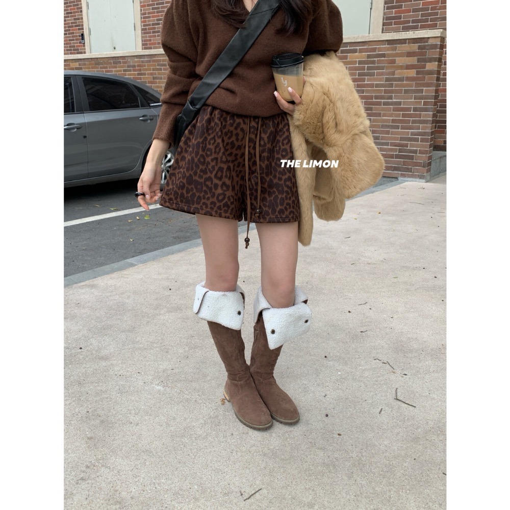 ［台中現貨⚡️］202511小資💘可可豹紋休閒短褲（腰帶串珠）-細節圖2