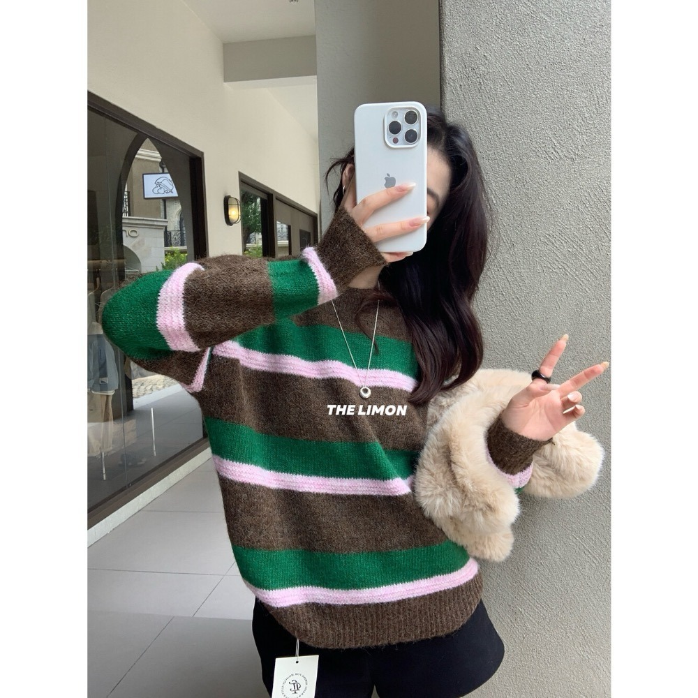 ［台中現貨⚡️］202511小資💘 冬日序曲～撞色條紋圓領毛衣 8％羊毛4色-細節圖6