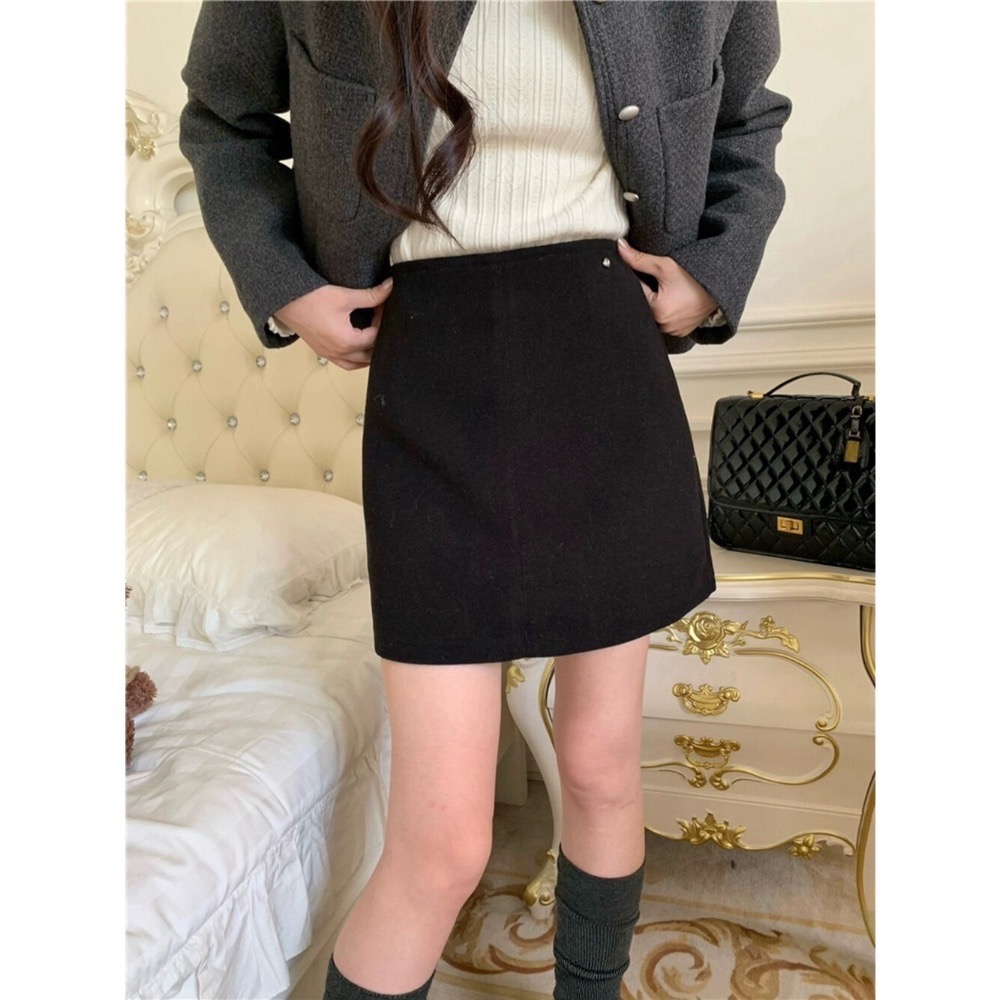202512小資💘 百搭款 七色毛呢短裙～秋冬高腰顯瘦a字半身裙半身裙  SML-細節圖3