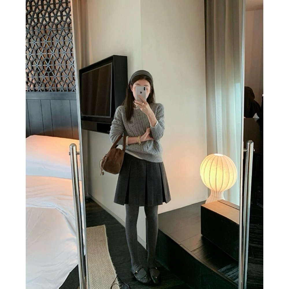［台中現貨⚡️］202512小資💘 學院風 冬日高級感格雷系毛呢高腰學院風百搭加厚百褶裙半身裙 SML-細節圖4