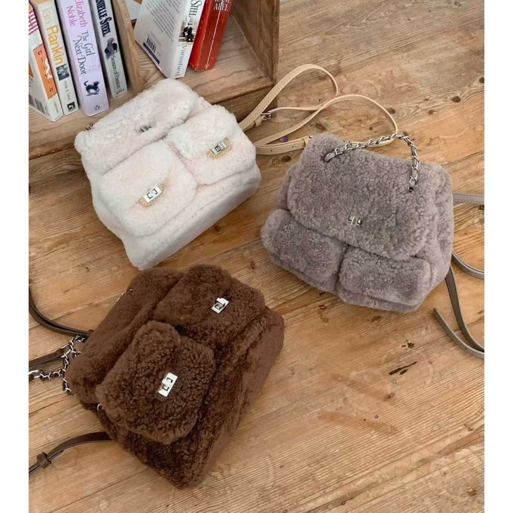 202511正韓🇰🇷小香風小羔羊雙肩包 皮穿鍊 多背法-細節圖3