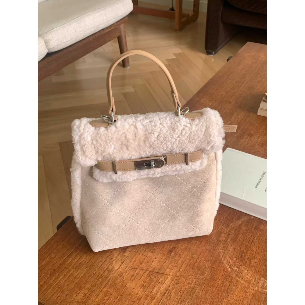 202511正韓🇰🇷麂皮菱格拼接小羔羊kelly扣多背法 後背包 手提斜跨後背-規格圖11