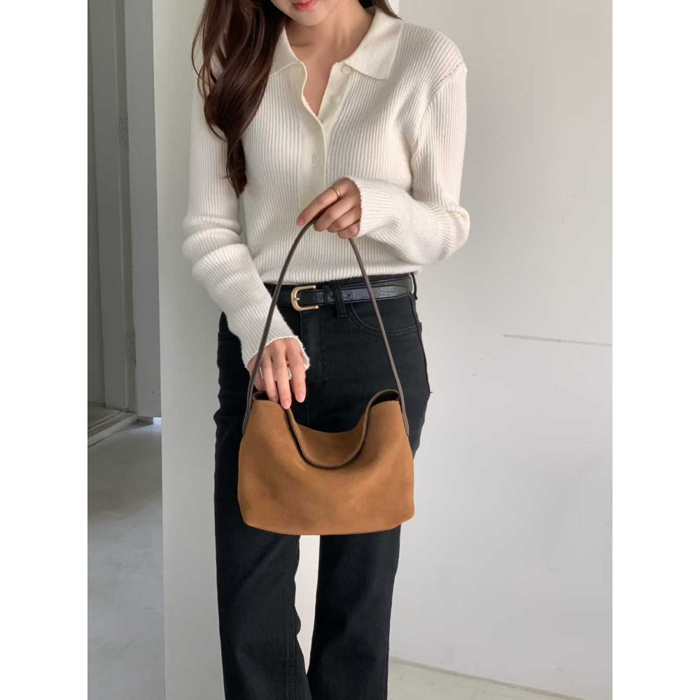 202511正韓🇰🇷麂皮俐落簡約翻蓋腋下hobo包 4色-細節圖7