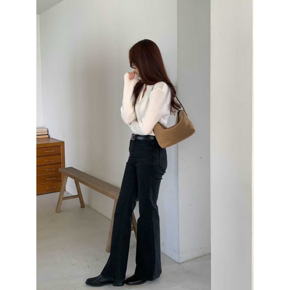 202511正韓🇰🇷麂皮俐落簡約翻蓋腋下hobo包 4色-細節圖10