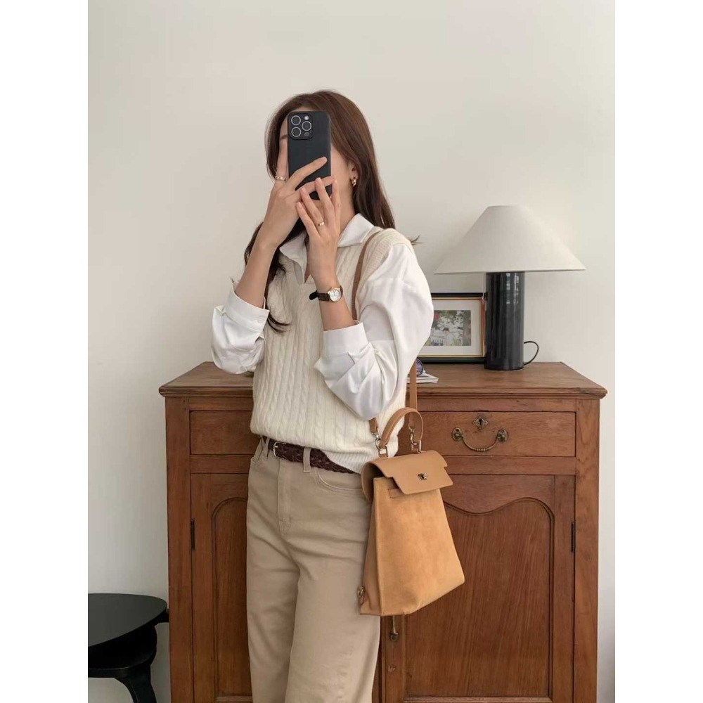 202511正韓🇰🇷麂皮素面拼接皮革kelly扣多背法 後背包 手提斜跨後背 2色-細節圖5