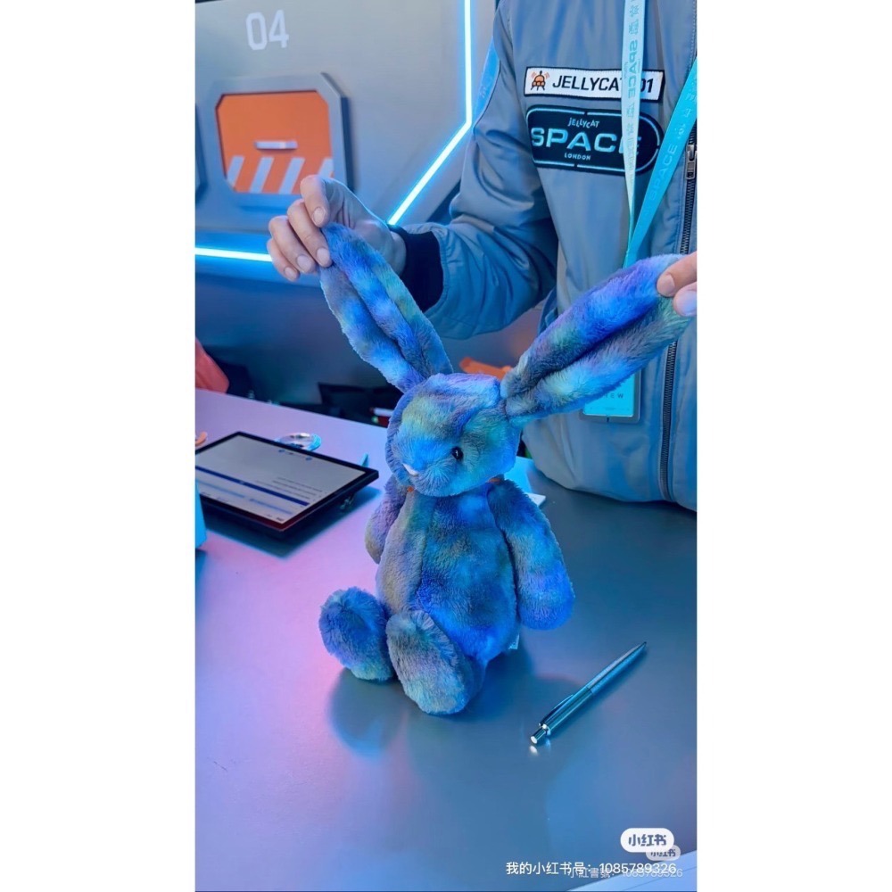台中現貨⚡️Jellycat 太空系列 🇰🇷韓國限定快閃店 果凍貓  Space 太空兔 吊飾 花生 bunny-細節圖7