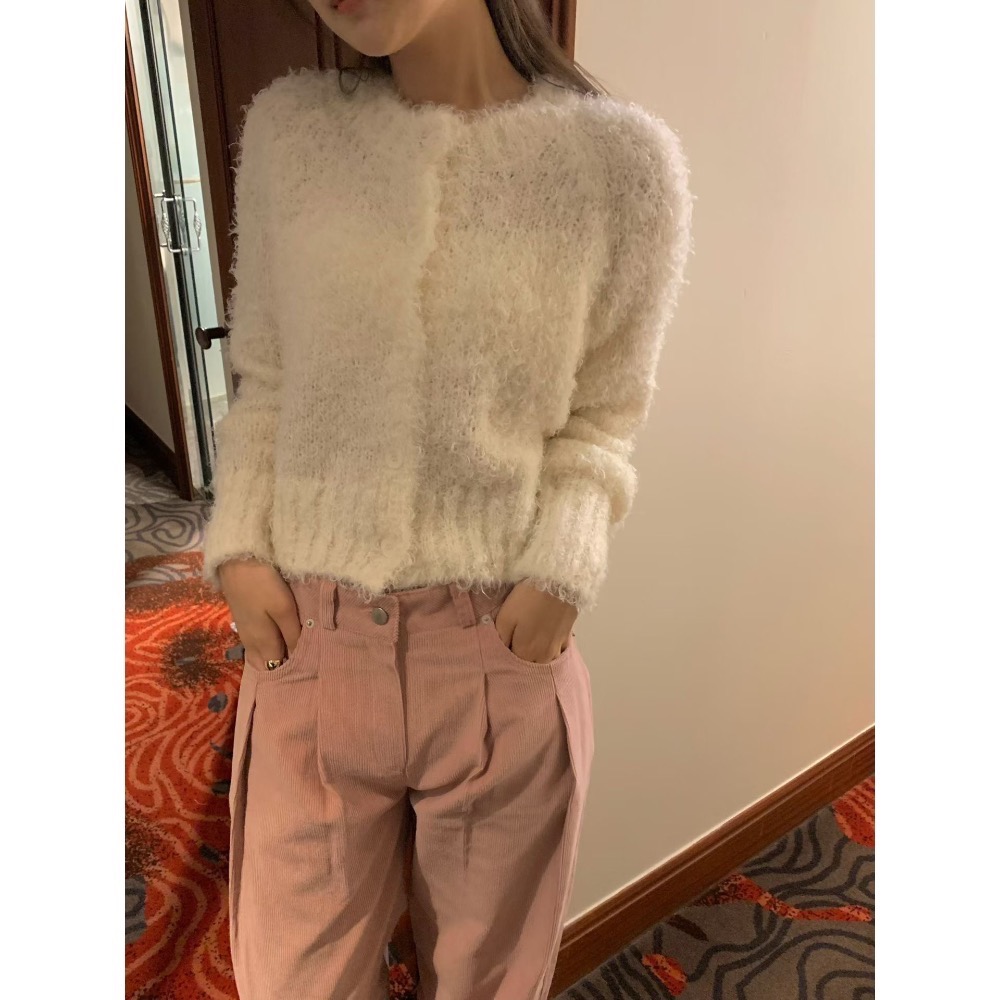 202511正韓🇰🇷溫柔草莓牛奶🍓毛茸茸排釦針織上衣外套 2色-細節圖11