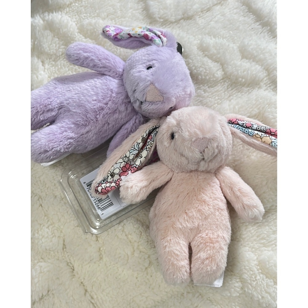 台中現貨⚡️Jellycat絕版 短腿碎花兔吊飾 鑰匙圈-規格圖7