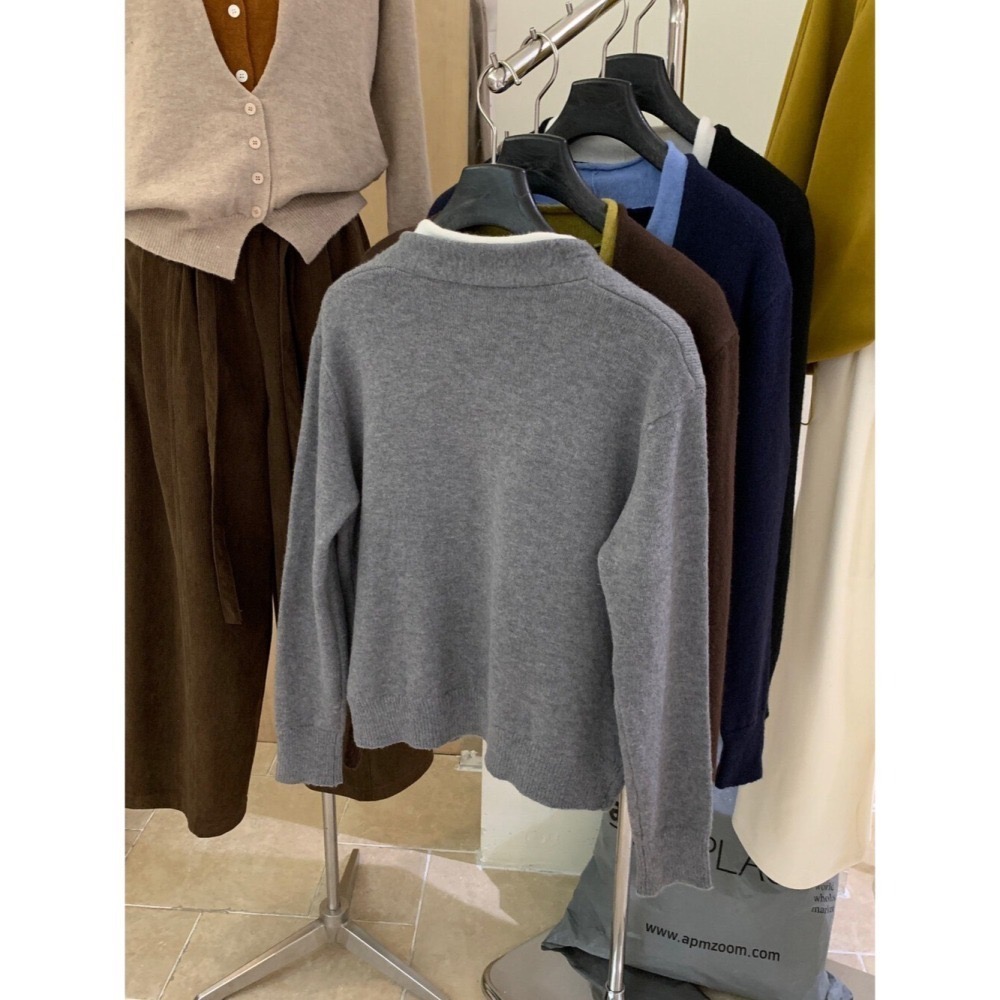 ［台中現貨⚡️］202511小資💘小眾設計感 6%羊毛 撞色假二件 顯瘦V領針織開衫 大胸友善 5色 KK-216-細節圖11