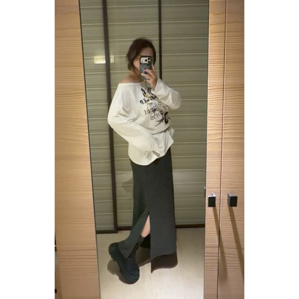 ［台中現貨⚡️］202511小資💘廠商訂製款✨激瘦真的不一樣 高腰側開衩超修飾毛呢長裙  深灰/黑色 2色-細節圖2