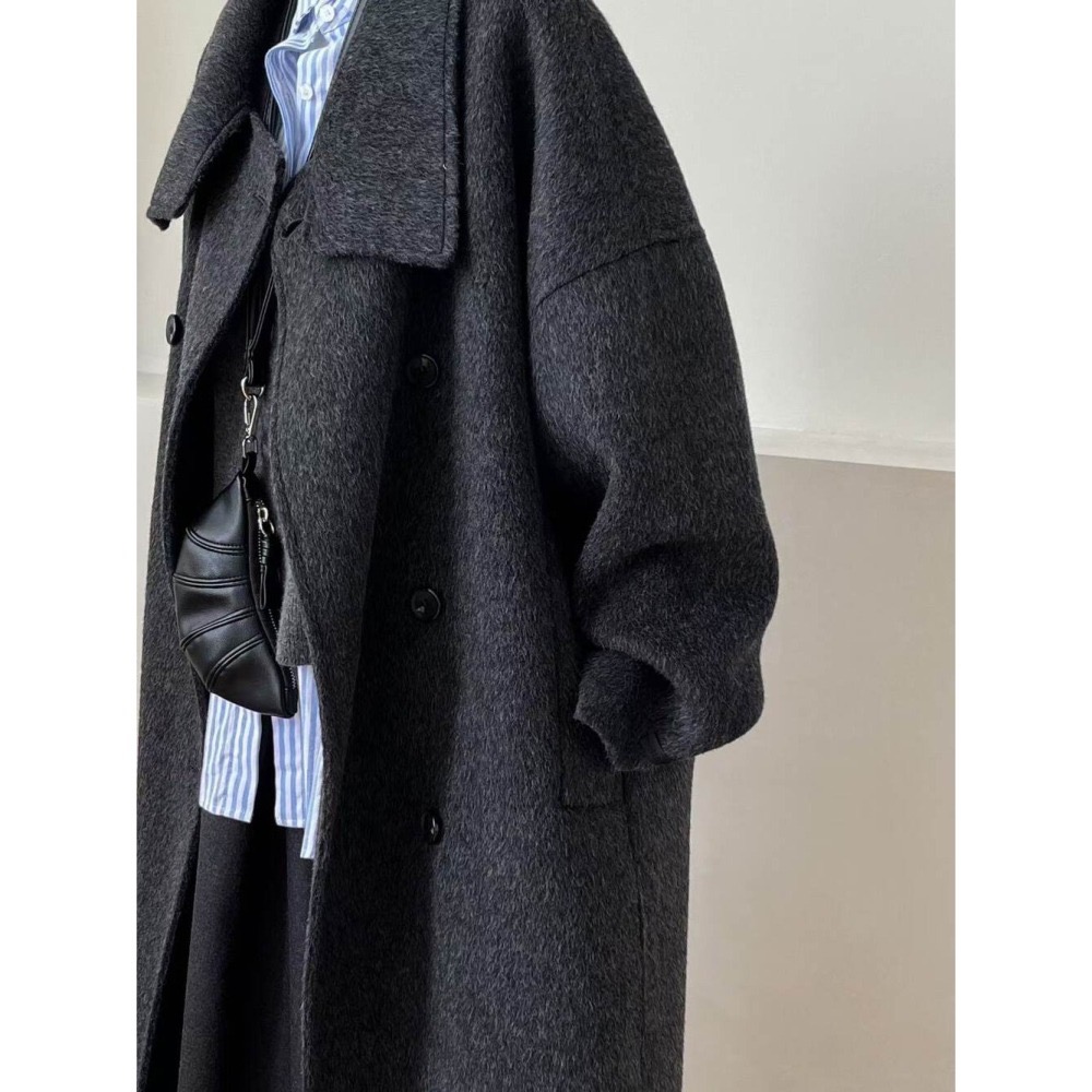202512小資💘 (含100%澳洲羊毛)設計師款立領雙面羊毛大衣寬鬆雙排扣毛呢大衣外套 SM-細節圖7